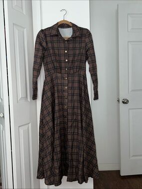 Classic Brown Plaid Long-Sleeve Shirt Dress